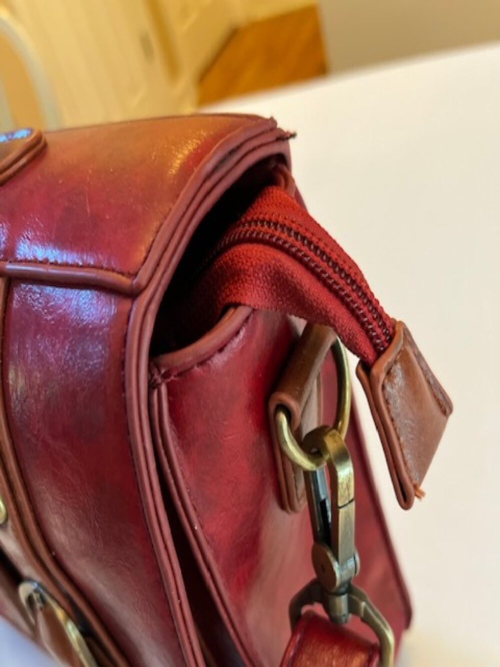 ECOSUSI | Dark Red and Brown Messenger Bag Crossbody School bag Vegan-EUC - Picture 9 of 16